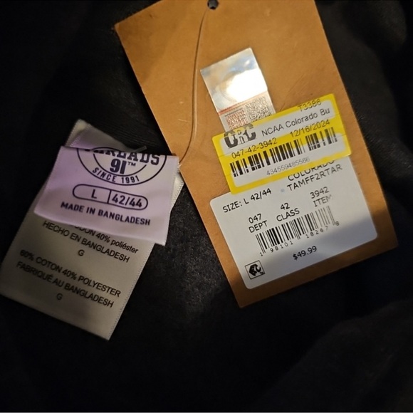 NCAA Colorado Buffaloes Hooded Sweatshirt - Picture 7 of 7